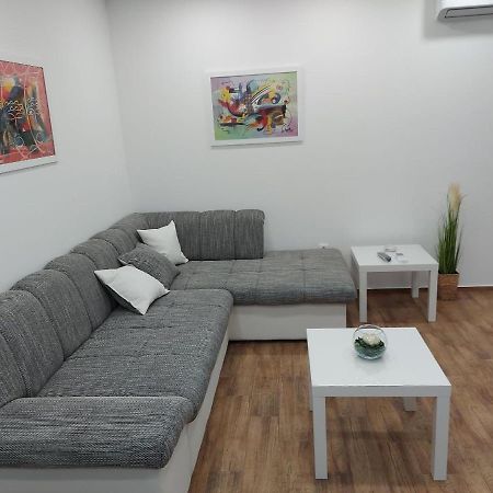 Cosy, Quiet & Brand New Apartment W/ Danube View เบลเกรด ภายนอก รูปภาพ